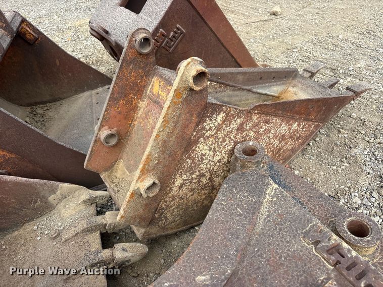 image for item FK2120 (5) Excavator buckets