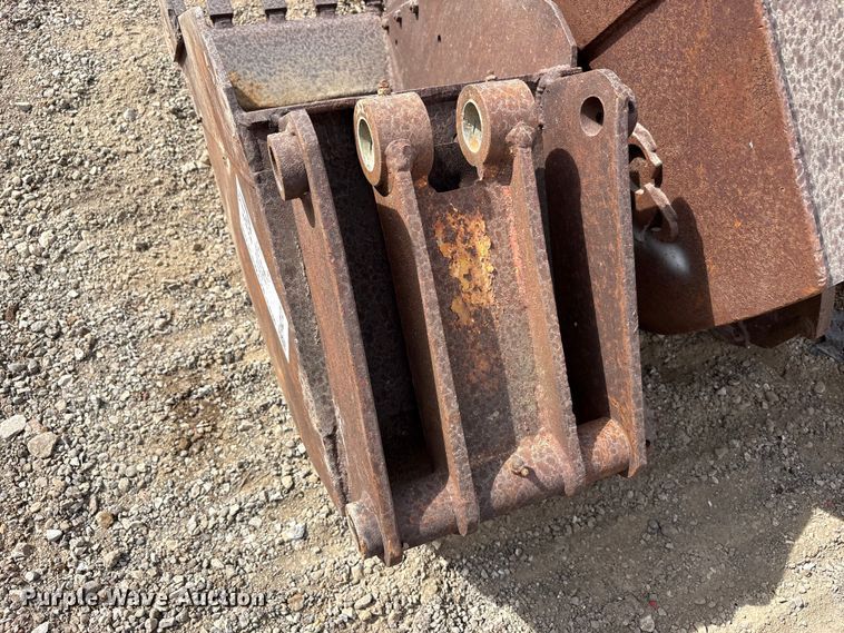 image for item FK2121 (8) Excavator buckets
