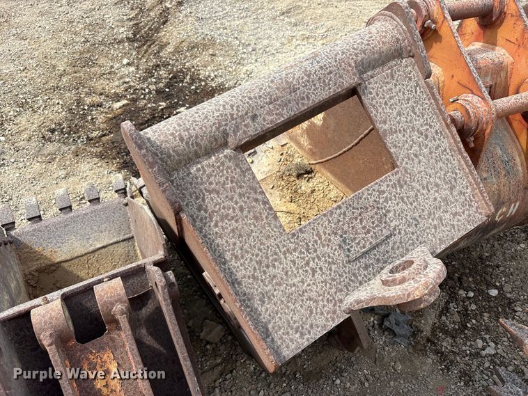 image for item FK2121 (8) Excavator buckets