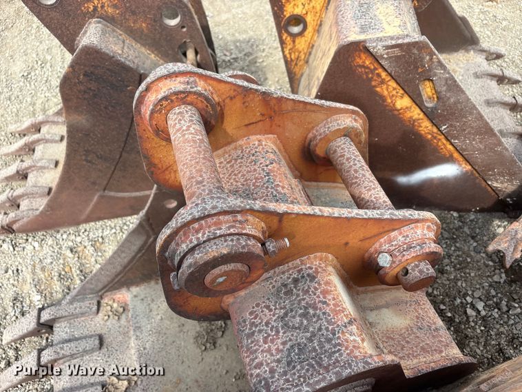 image for item FK2121 (8) Excavator buckets
