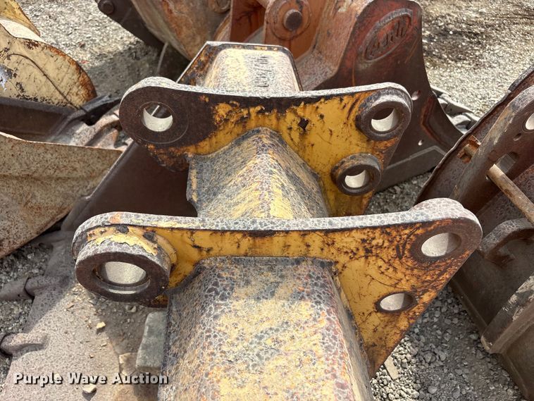image for item FK2121 (8) Excavator buckets