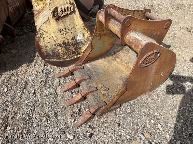 image for item FK2121 (8) Excavator buckets
