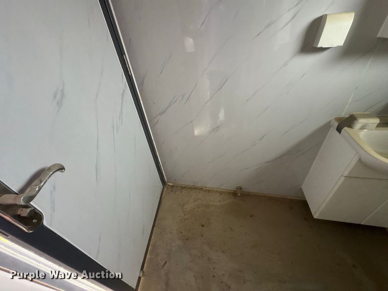 image for item FK2123 Portable bathroom
