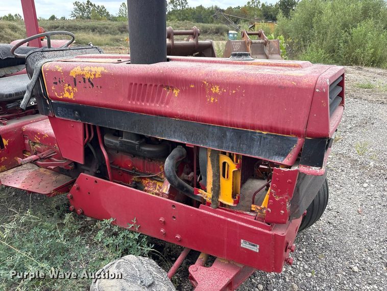 image for item FK2124 1988 Case IH 585 tractor