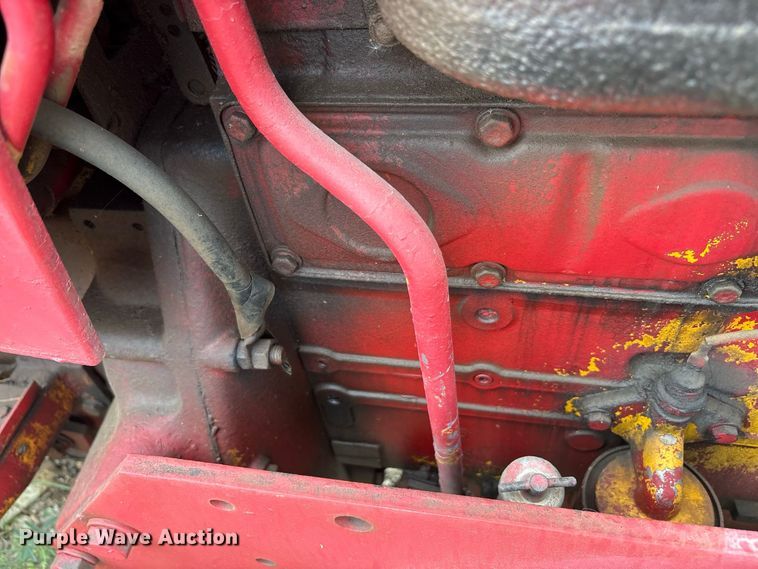image for item FK2124 1988 Case IH 585 tractor
