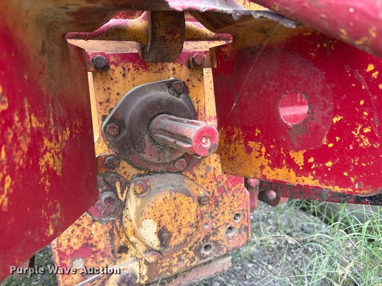 image for item FK2124 1988 Case IH 585 tractor