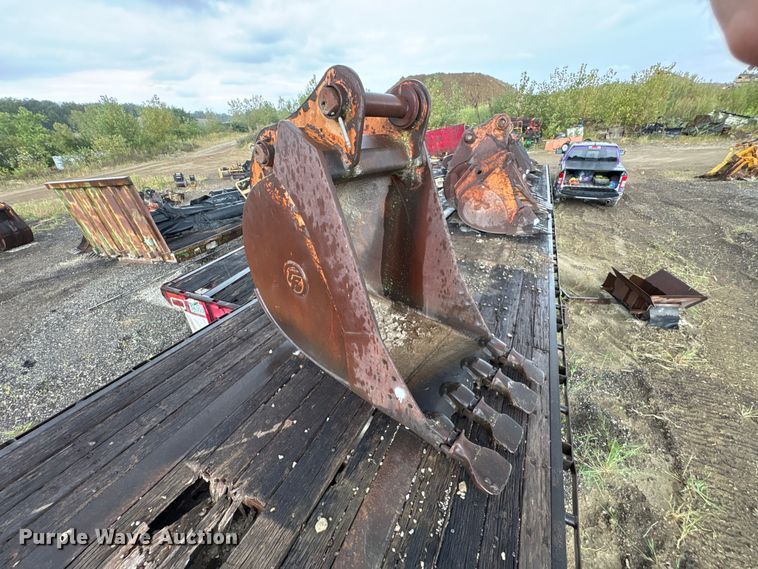 image for item FK2125 Excavator bucket