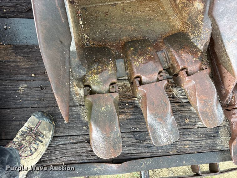 image for item FK2126 (5) Excavator buckets