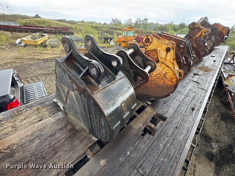 image for item FK2127 (5) Excavator buckets