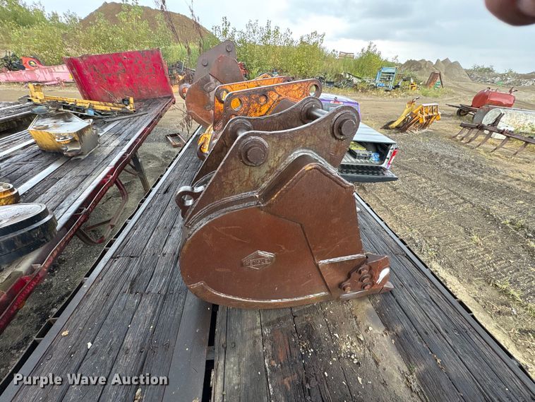 image for item FK2127 (5) Excavator buckets