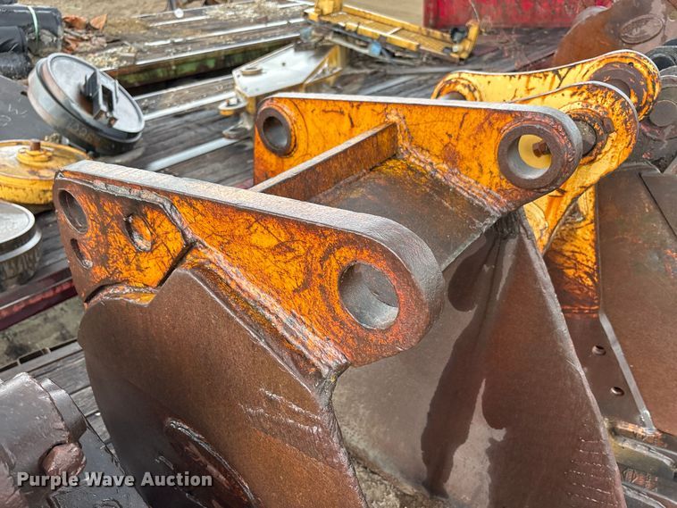 image for item FK2127 (5) Excavator buckets