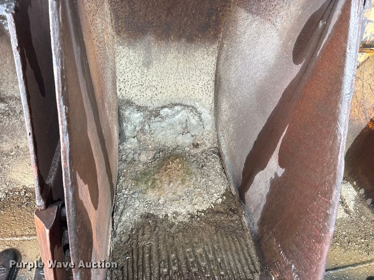 image for item FK2127 (5) Excavator buckets