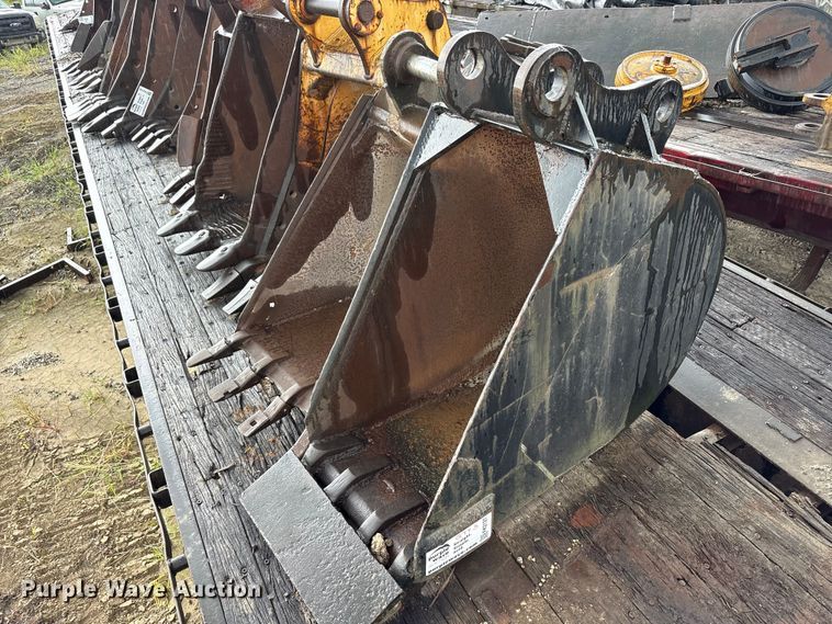 image for item FK2127 (5) Excavator buckets