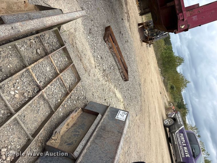 image for item FK2129 Compact utility loader attachments