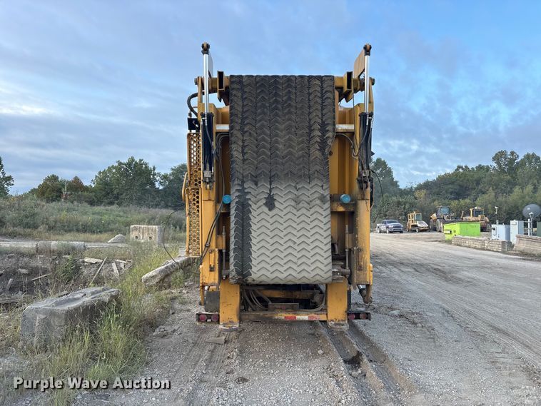 image for item FK2133 2010 Vermeer by Wildcat TR626 trommel screen