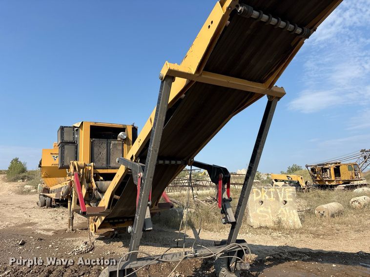 image for item FK2133 2010 Vermeer by Wildcat TR626 trommel screen