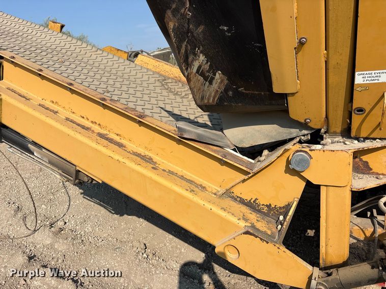 image for item FK2133 2010 Vermeer by Wildcat TR626 trommel screen