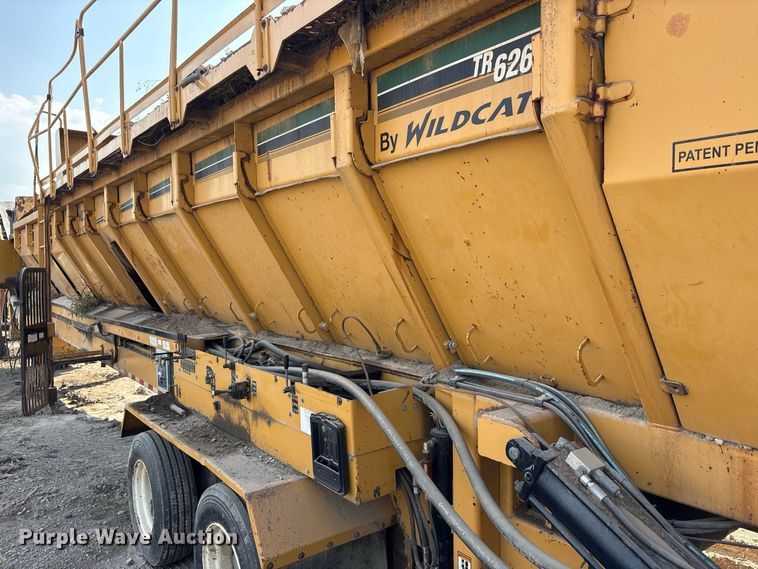 image for item FK2133 2010 Vermeer by Wildcat TR626 trommel screen