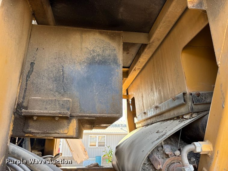 image for item FK2133 2010 Vermeer by Wildcat TR626 trommel screen