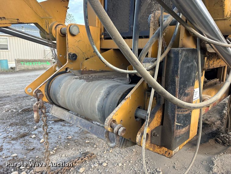 image for item FK2133 2010 Vermeer by Wildcat TR626 trommel screen