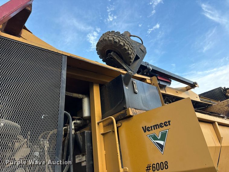 image for item FK2133 2010 Vermeer by Wildcat TR626 trommel screen
