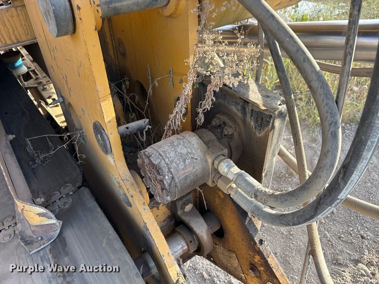 image for item FK2133 2010 Vermeer by Wildcat TR626 trommel screen