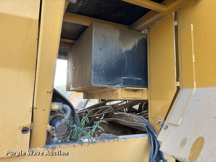 image for item FK2133 2010 Vermeer by Wildcat TR626 trommel screen