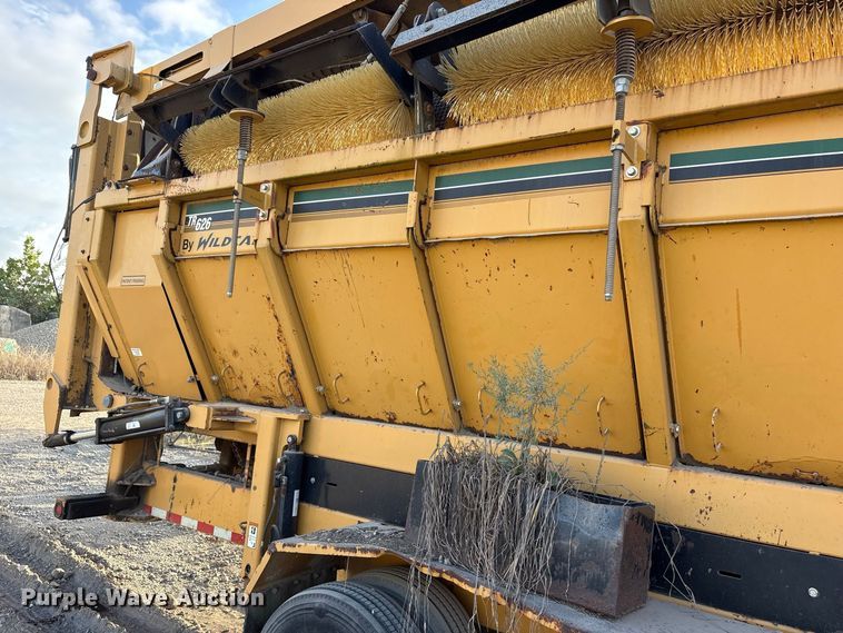 image for item FK2133 2010 Vermeer by Wildcat TR626 trommel screen