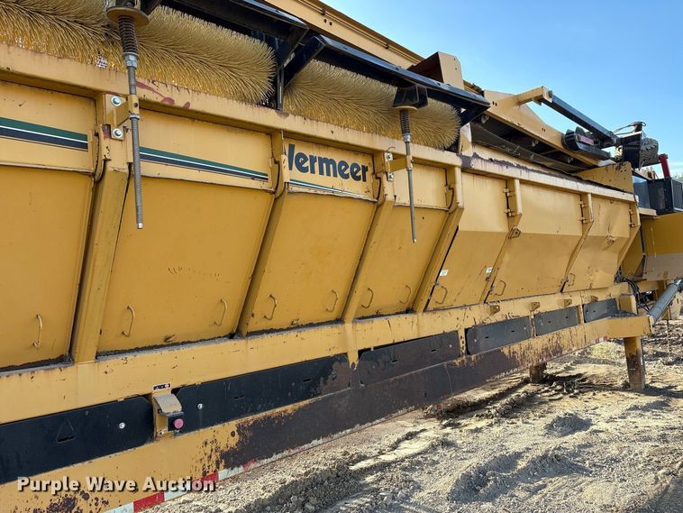 image for item FK2133 2010 Vermeer by Wildcat TR626 trommel screen