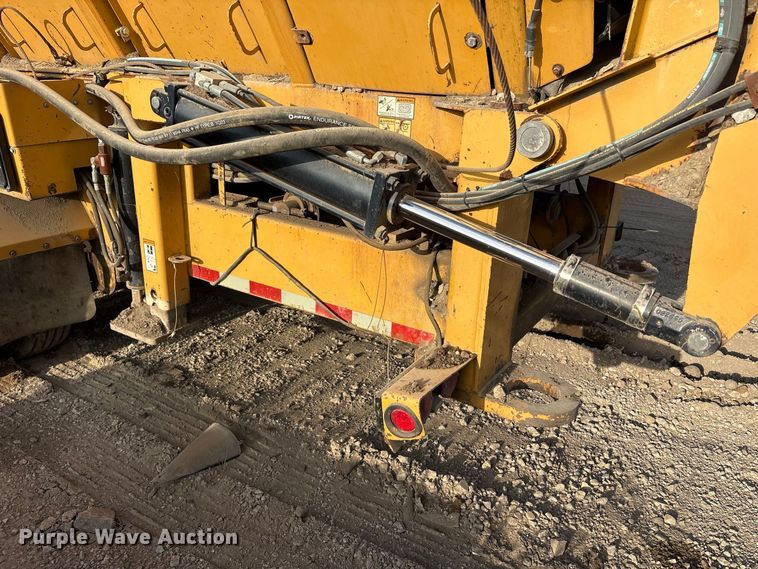 image for item FK2133 2010 Vermeer by Wildcat TR626 trommel screen