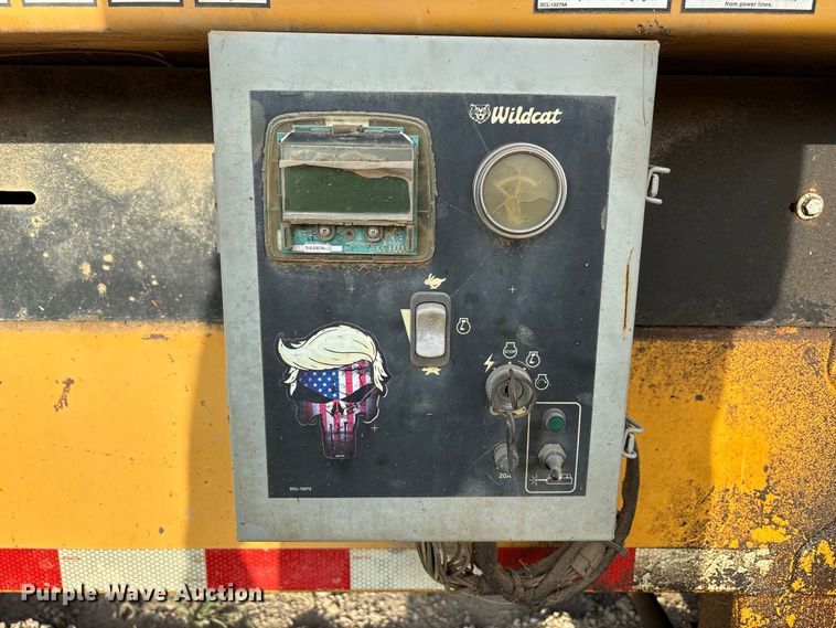 image for item FK2133 2010 Vermeer by Wildcat TR626 trommel screen