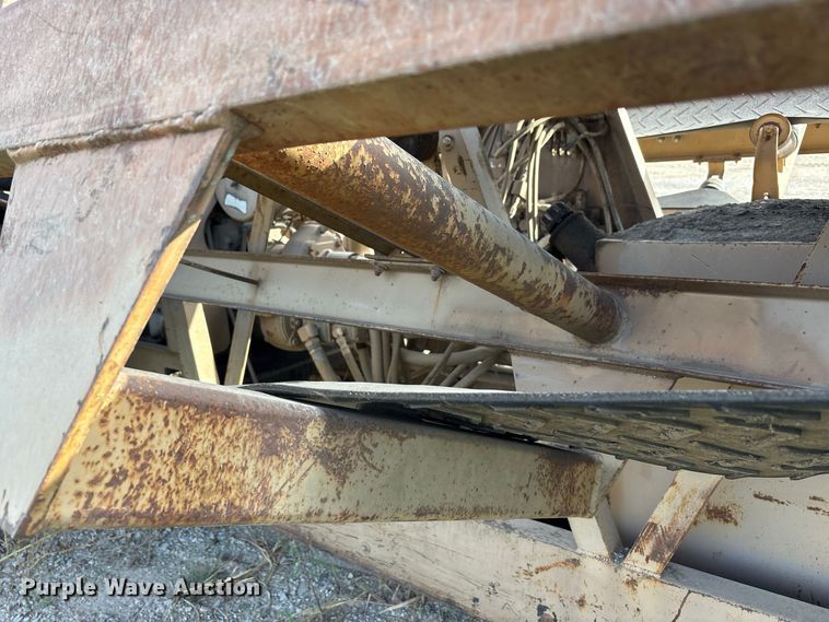 image for item FK2134 The Screen Machine Spyder screening plant