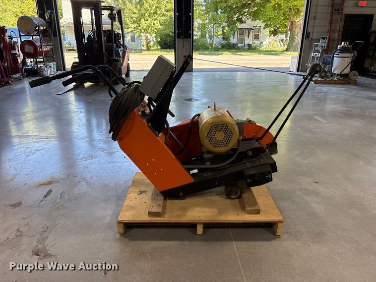 image for item FK2135 Concrete saw