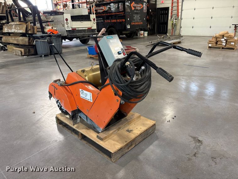 image for item FK2135 Concrete saw