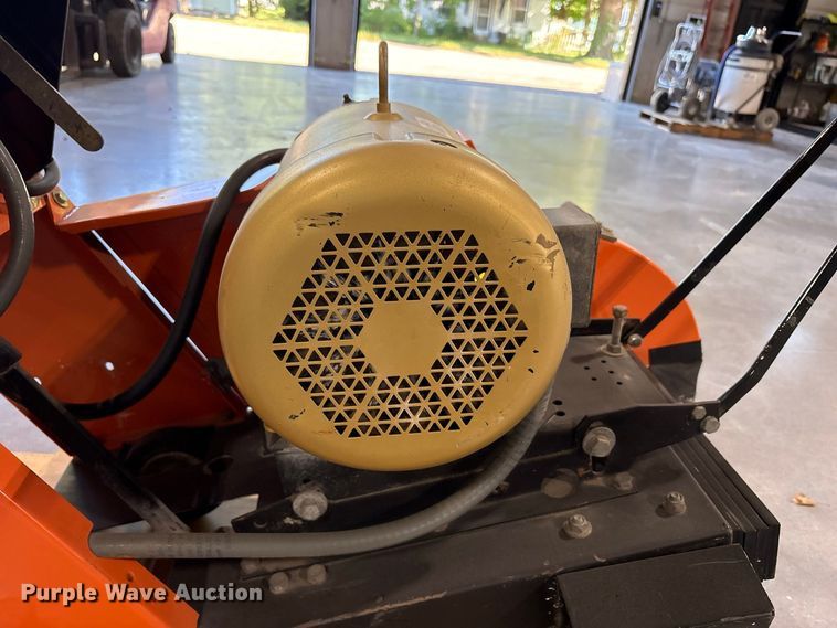 image for item FK2135 Concrete saw