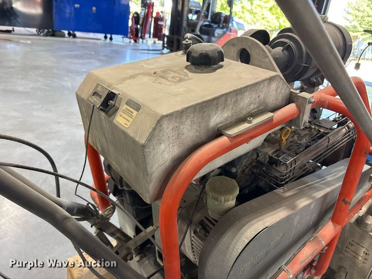 image for item FK2136 Husqvarna X4000 concrete saw