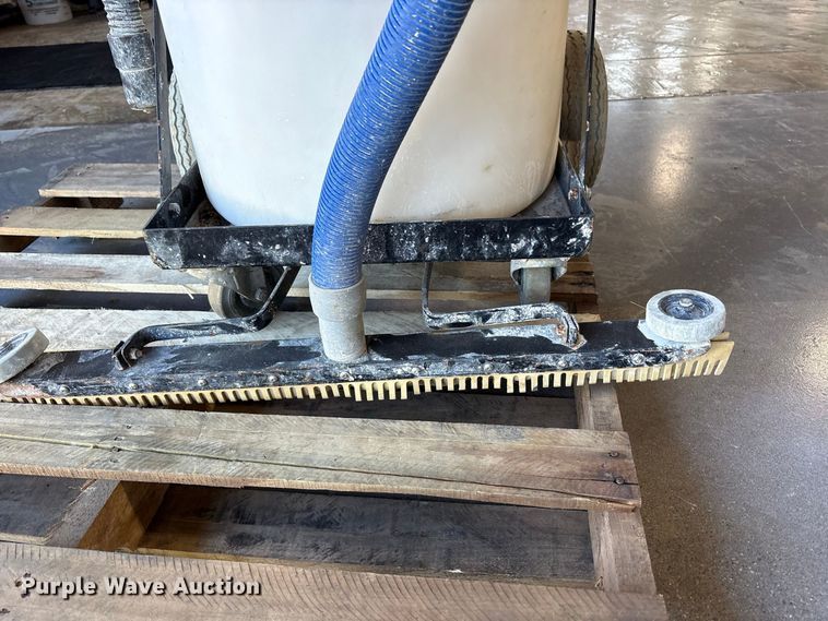 image for item FK2139 Crusader slurry vacuum