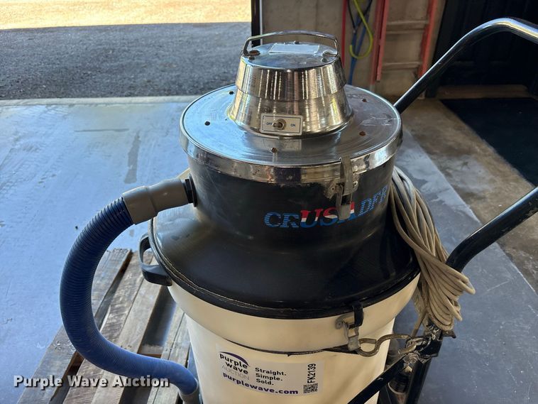 image for item FK2139 Crusader slurry vacuum