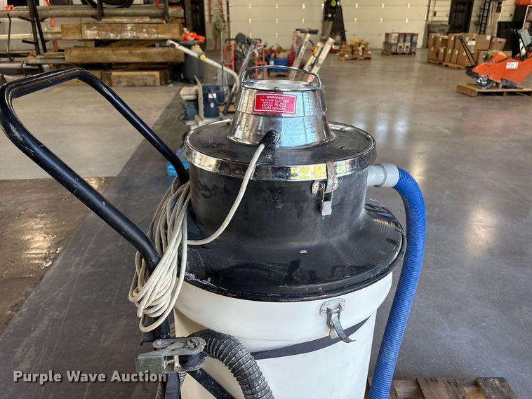 image for item FK2139 Crusader slurry vacuum