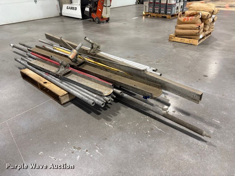 image for item FK2145 Concrete finishing tools