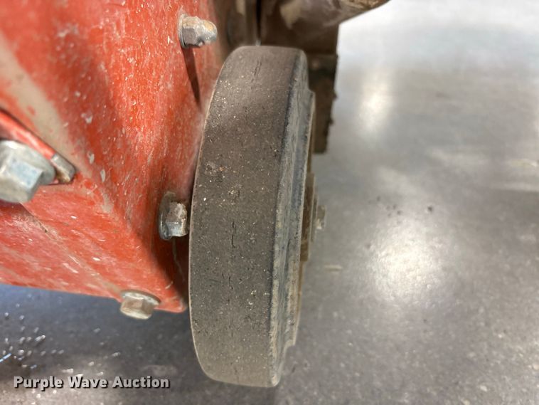 image for item FK2146 Husqvarna FS400 LV concrete saw