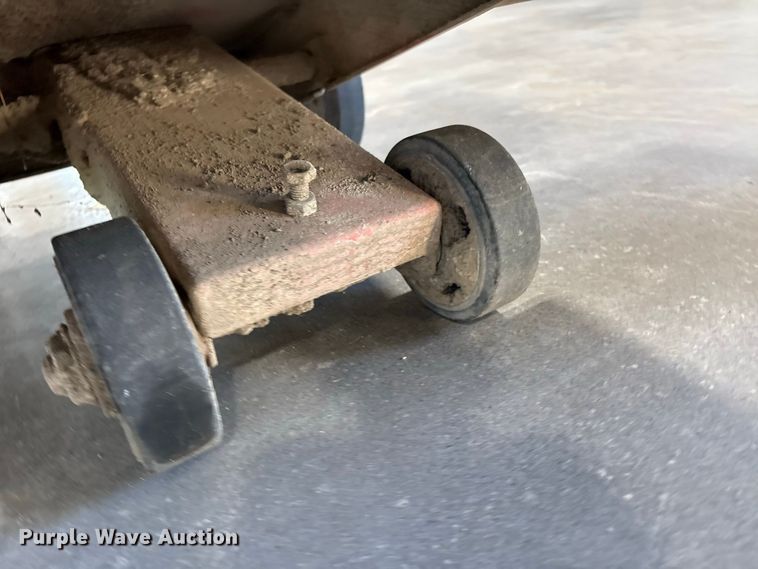 image for item FK2146 Husqvarna FS400 LV concrete saw