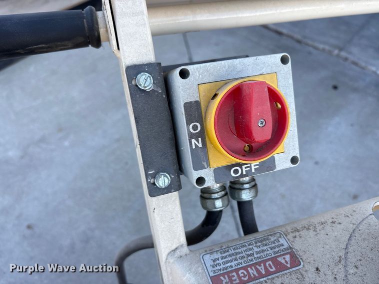 image for item FK2147 Edco DA-18E concrete saw