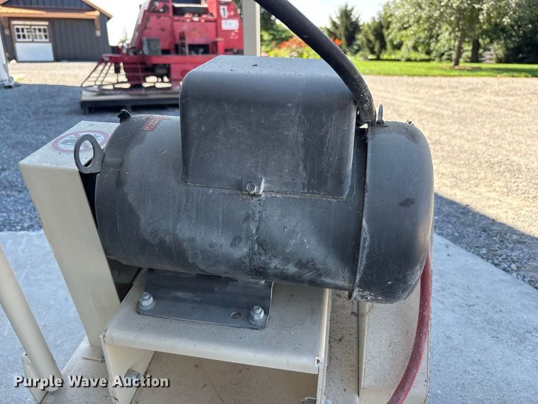 image for item FK2147 Edco DA-18E concrete saw