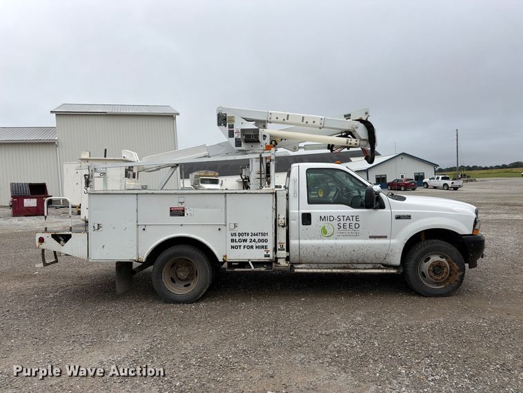 image for item FK3471 2004 Ford F550 Super Duty XL bucket truck