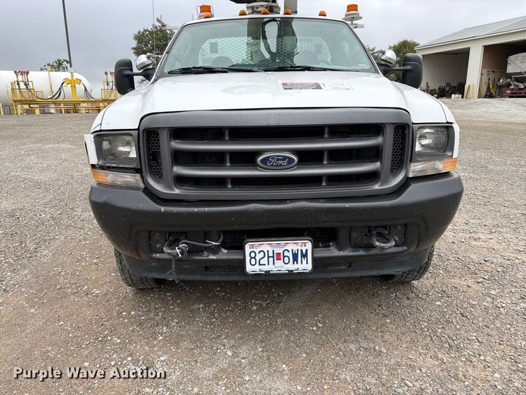 image for item FK3471 2004 Ford F550 Super Duty XL bucket truck