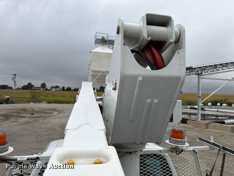 image for item FK3471 2004 Ford F550 Super Duty XL bucket truck