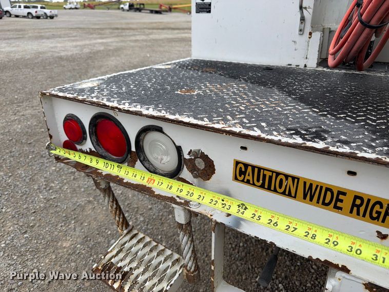 image for item FK3471 2004 Ford F550 Super Duty XL bucket truck