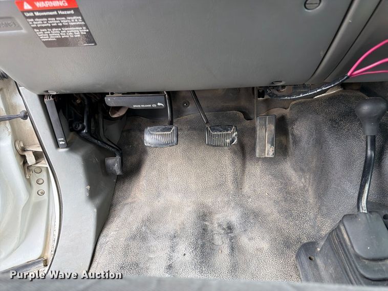 image for item FK3471 2004 Ford F550 Super Duty XL bucket truck