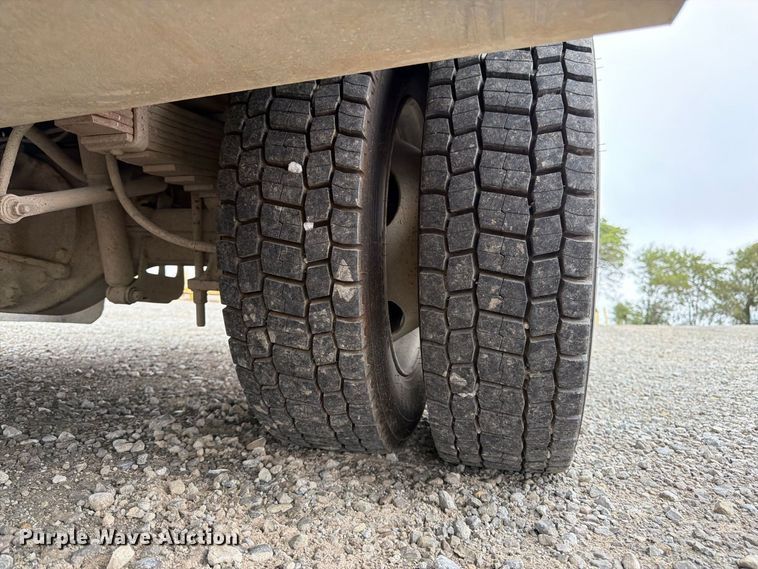 image for item FK3471 2004 Ford F550 Super Duty XL bucket truck